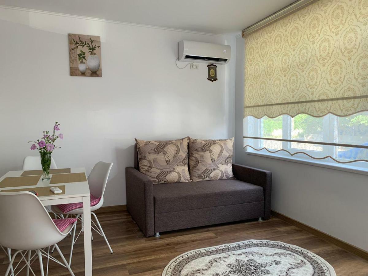 דירות קונסטנצה Zeino Place מראה חיצוני תמונה